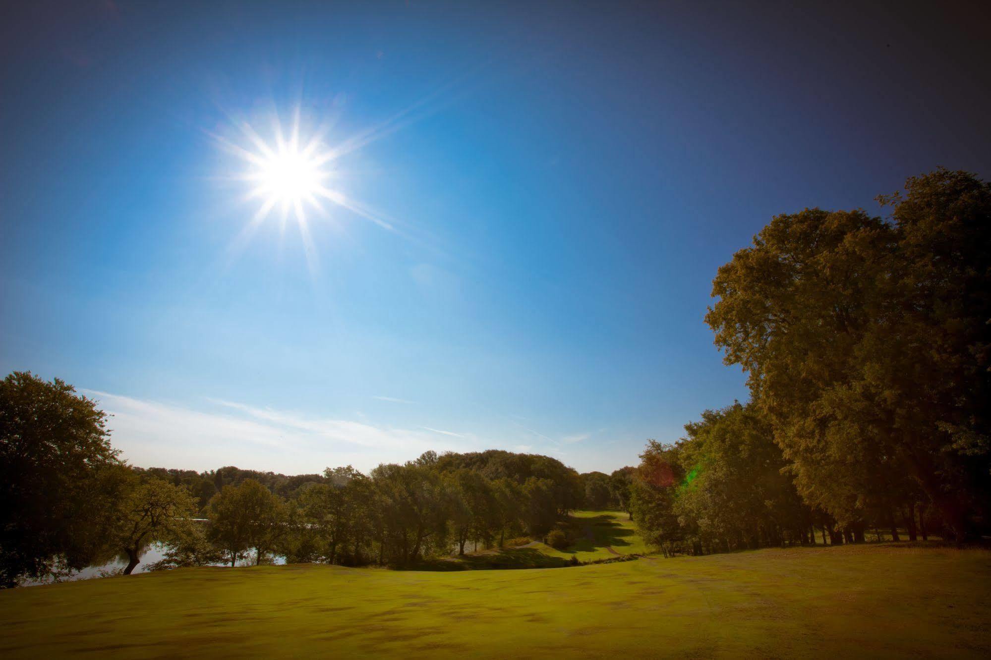 The Mere Golf Resort & Spa Экстерьер фото
